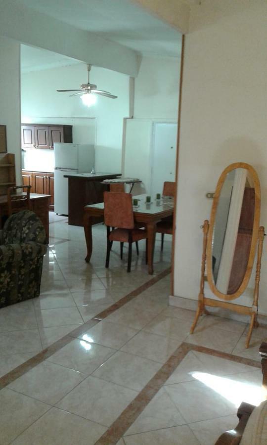 Elegant Heliopolis, Studio-Apartment Cairo Exterior photo